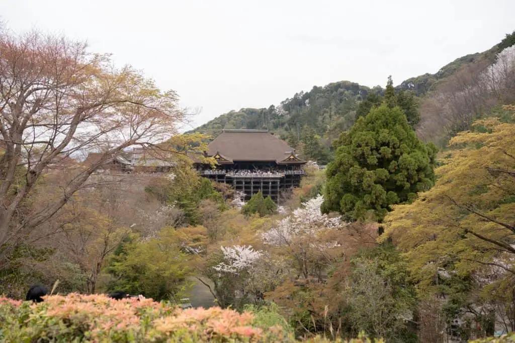 hakone vs kyoto kiyomizu dera