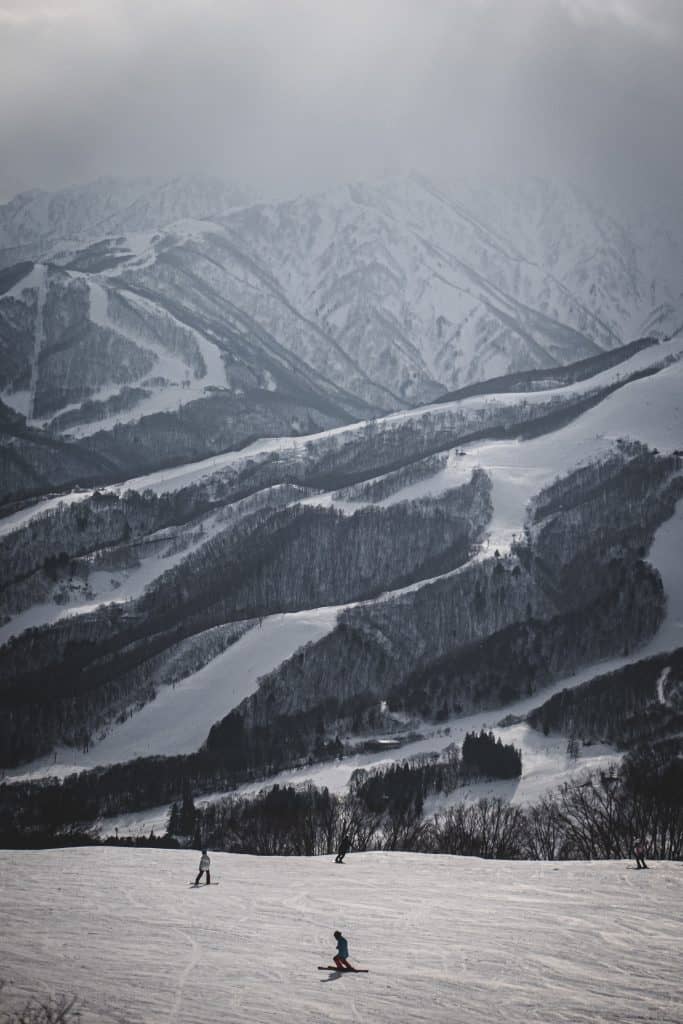 beginner ski runs in Japan