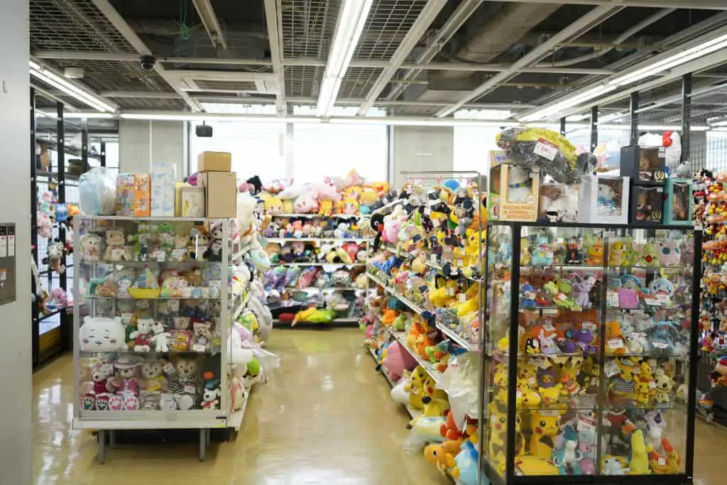 second hand toys Japan