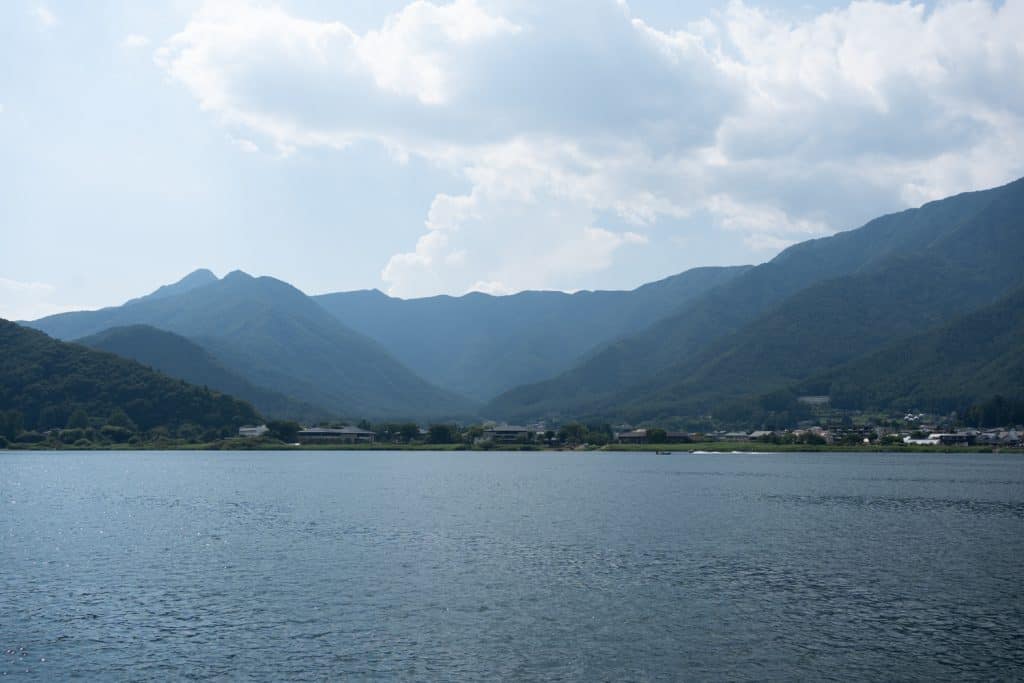 lake kawaguchi boat tour